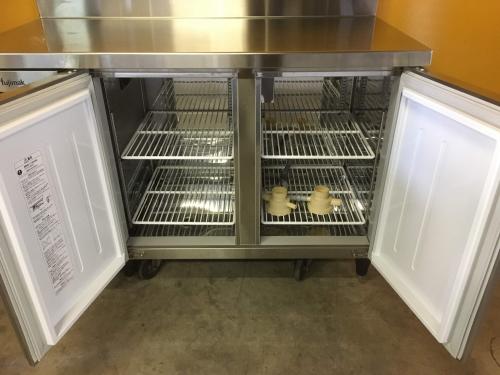 フジマック テーブル形冷凍冷蔵庫 FRT1260FK│厨房家