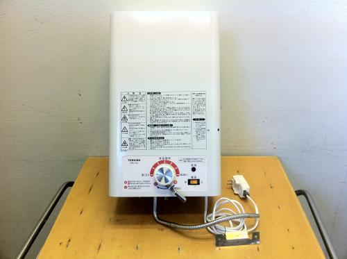 □美品□2009年 東芝 電気温水器 HPL-144│厨房家