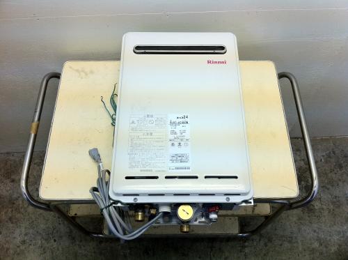 2011年 リンナイ ガス給湯器① RUXC-A2400W│厨房家 | Rinnai ガス給湯器 RUXC-A2400W (A) L.P.G. 15kg | 水回り・配管 | Dfwqlf