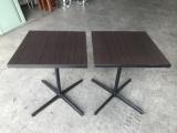 中古 木製テーブル 2人掛け W595×D595×H715 ×2セット
