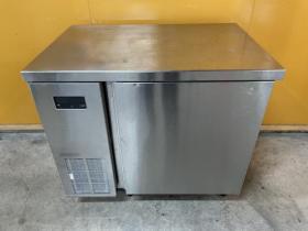商品詳細 ﾌｼﾞﾏｯｸ ﾃｰﾌﾞﾙ形冷蔵庫 冷蔵ｺｰﾙﾄﾞﾃｰﾌﾞﾙ FRT0960K